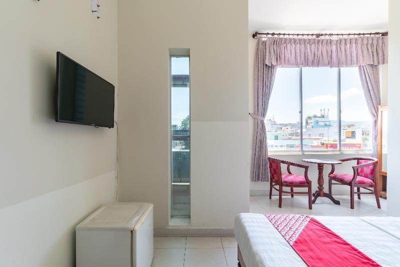 Oyo 242 Thien Thanh Hotel Da Nang Exterior photo